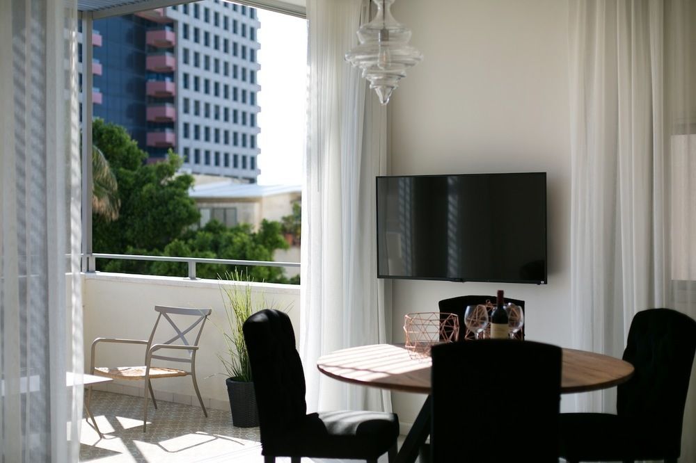 K Suites Tlv By The Beach Tel Aviv Exterior photo