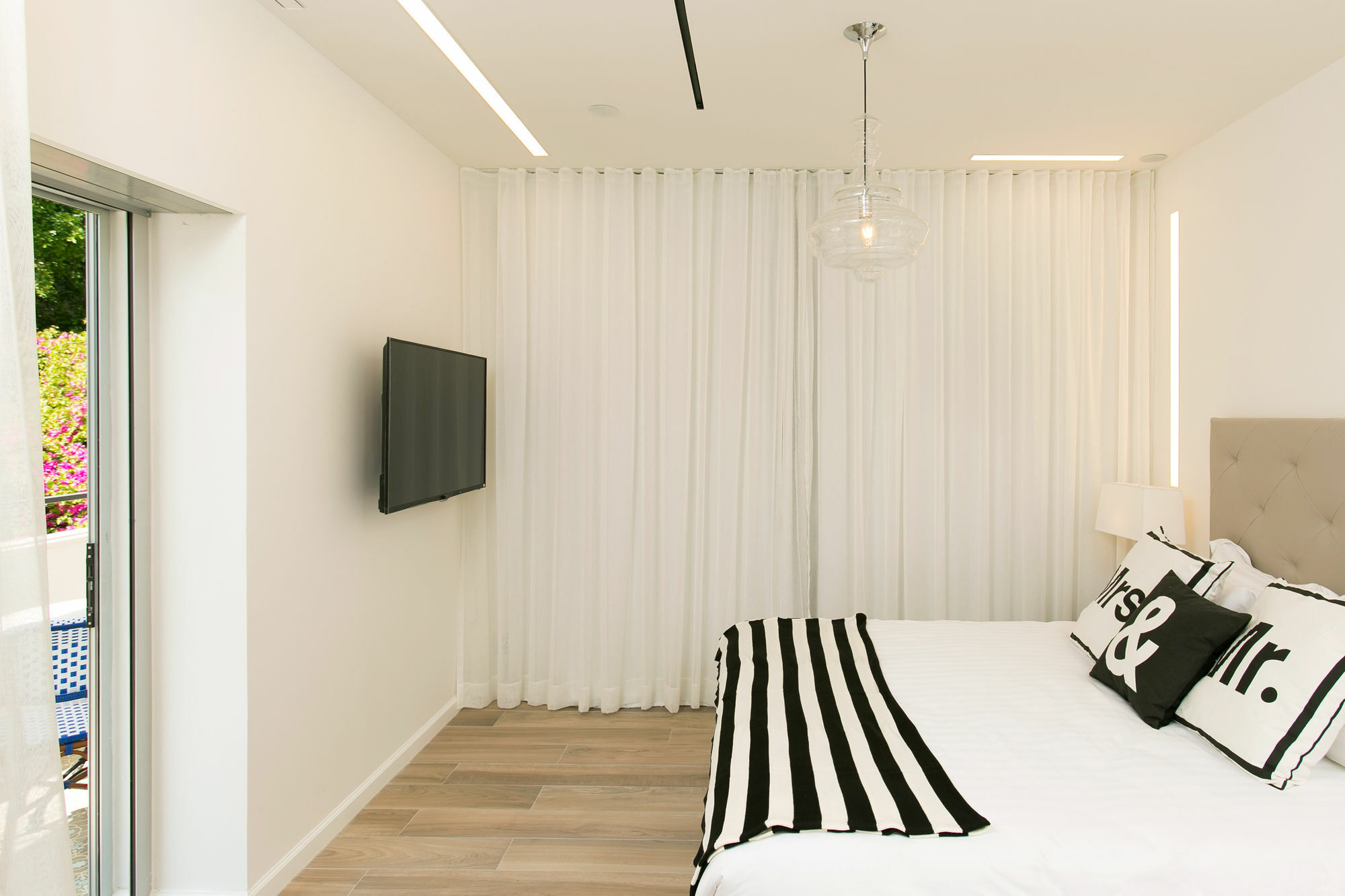 K Suites Tlv By The Beach Tel Aviv Exterior photo