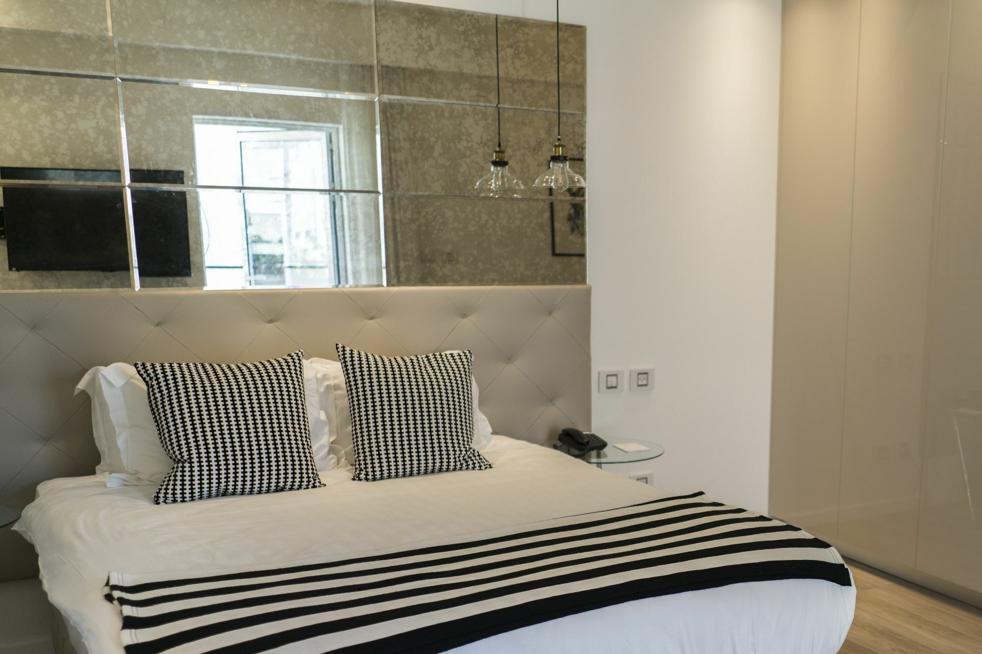 K Suites Tlv By The Beach Tel Aviv Exterior photo